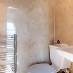 Pyet Farm House Pensión *